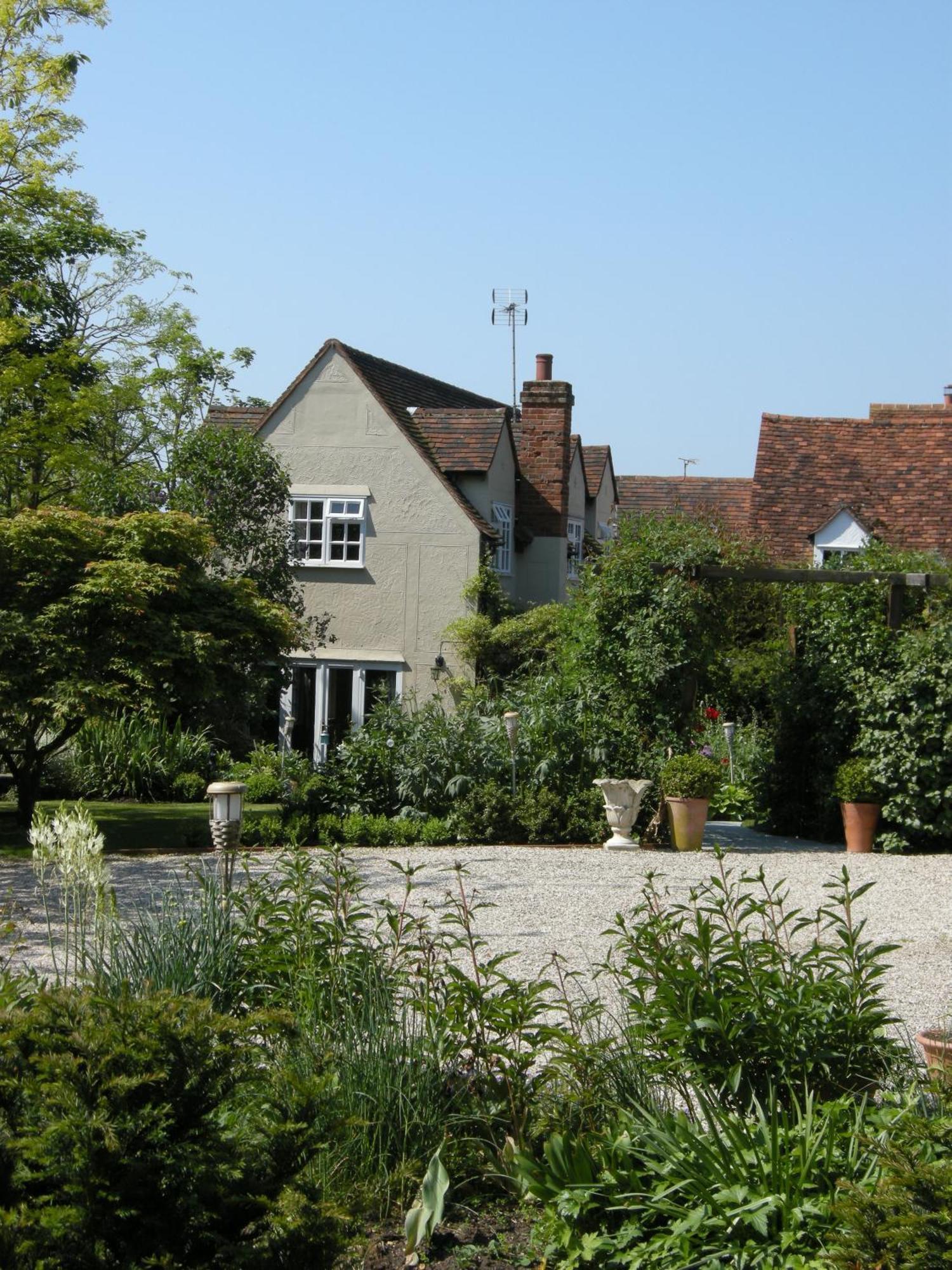 Motts Bed & Breakfast Great Dunmow Buitenkant foto