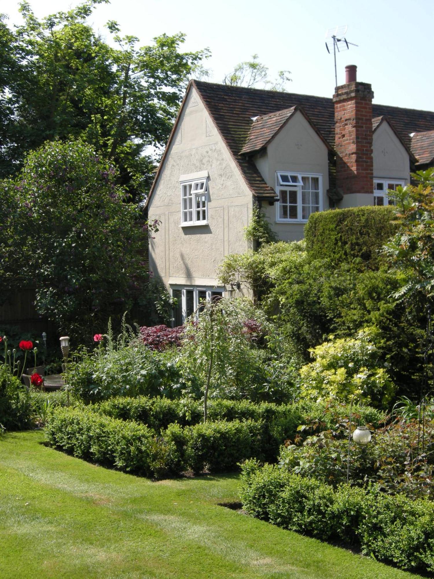 Motts Bed & Breakfast Great Dunmow Buitenkant foto