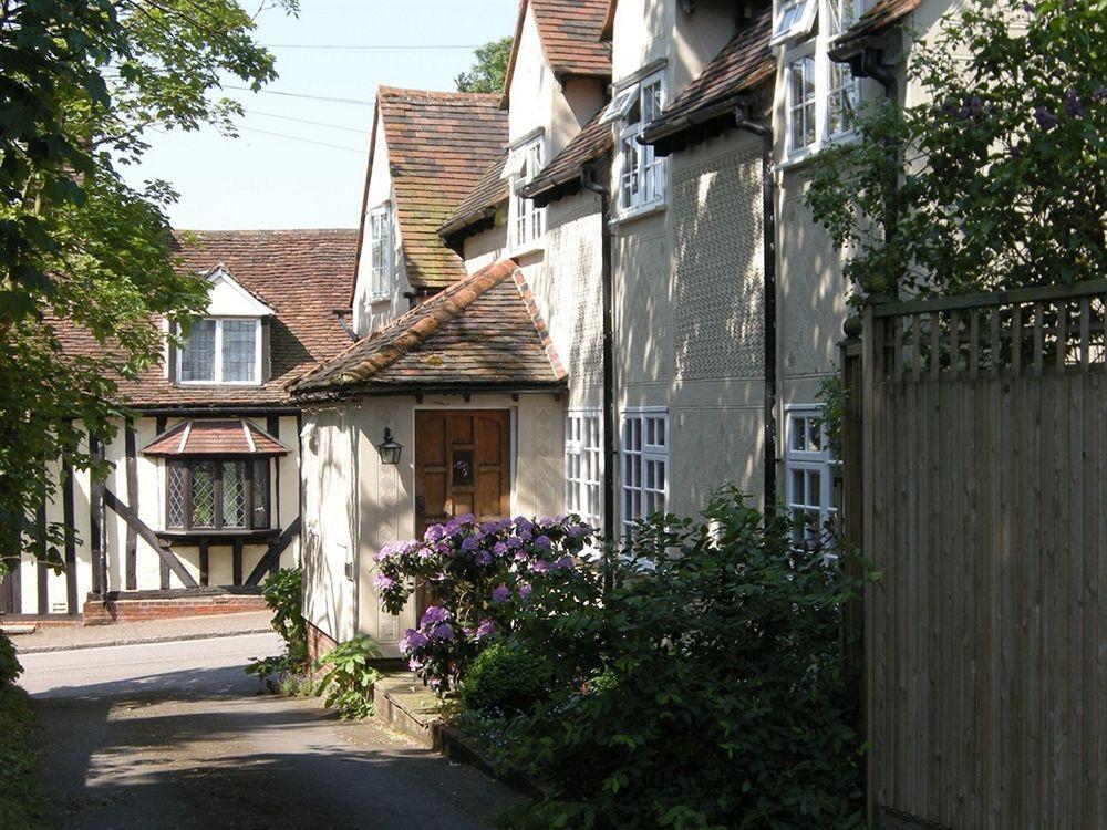 Motts Bed & Breakfast Great Dunmow Buitenkant foto